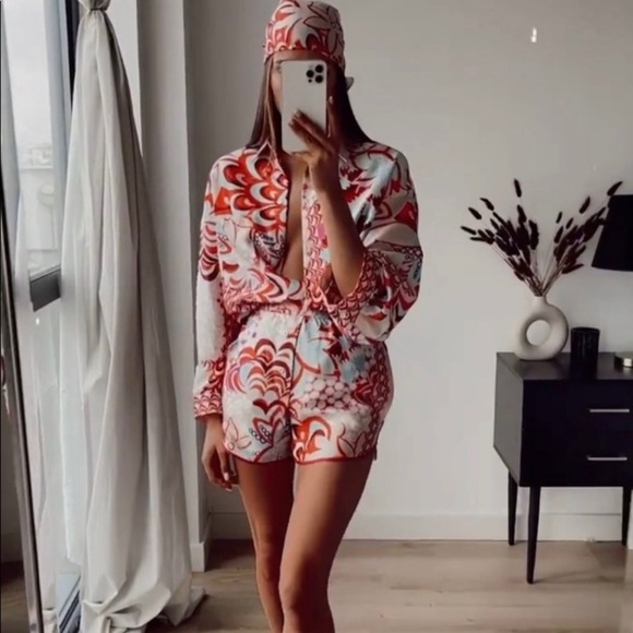 Zara printed floral pajama style shorts NWT - Picture 4 of 10